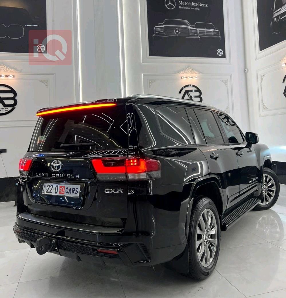 تويوتا لاندكروزر